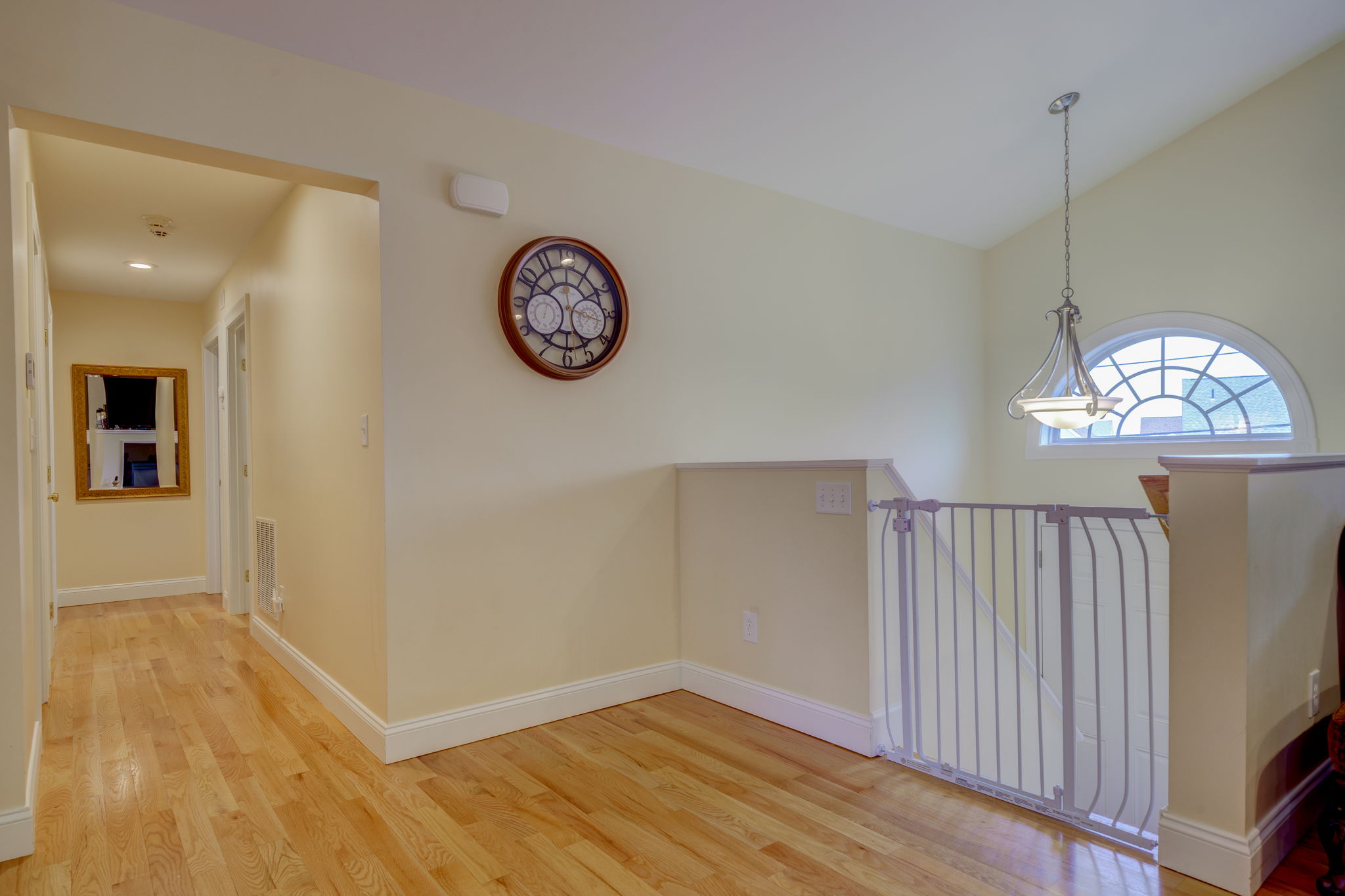 38 Forest Rd, Milford, CT 06461 Ed McCullough Photography