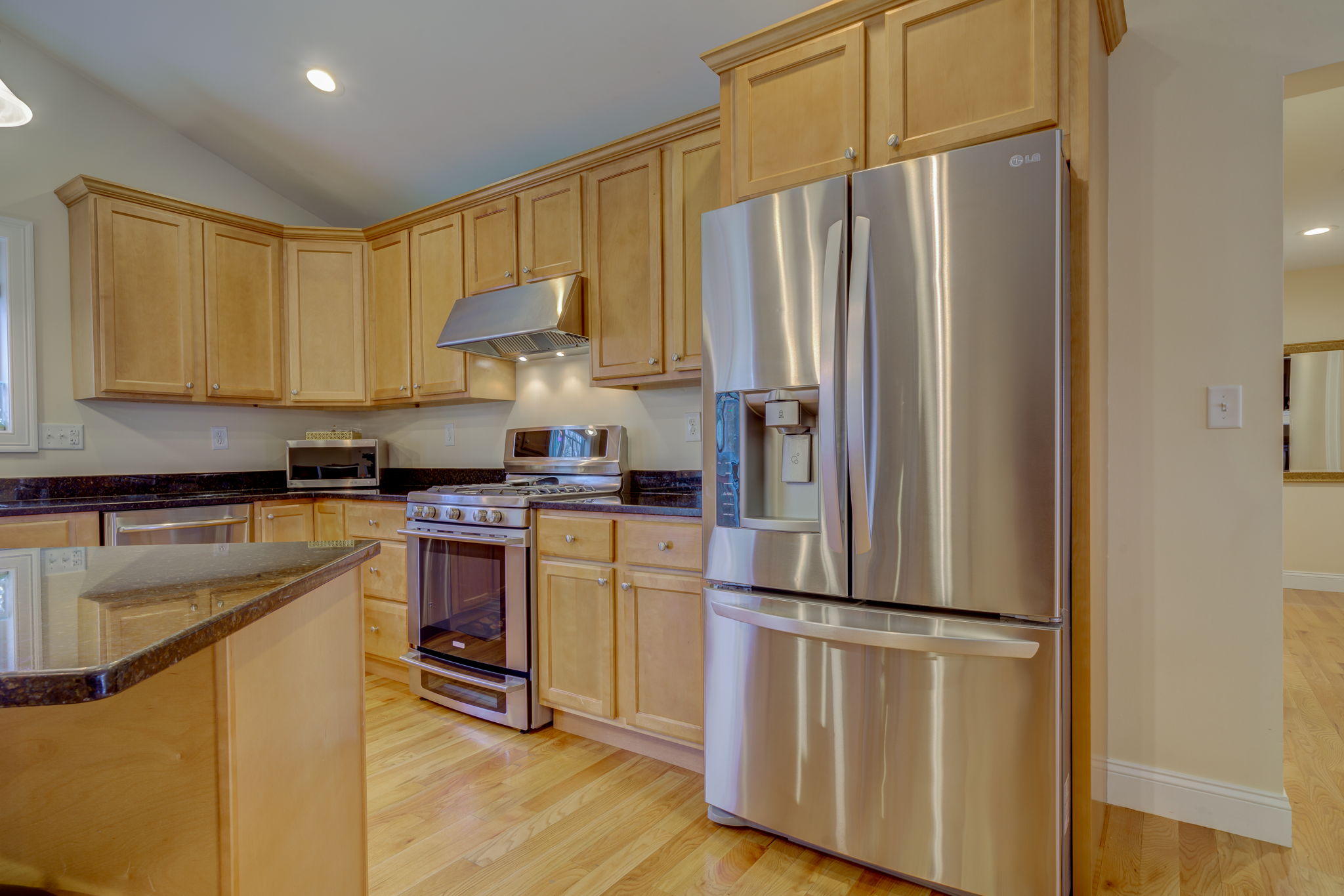 38 Forest Rd, Milford, CT 06461, US Photo 19