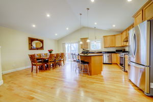 38 Forest Rd, Milford, CT 06461, US Photo 10