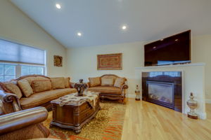 38 Forest Rd, Milford, CT 06461, US Photo 22