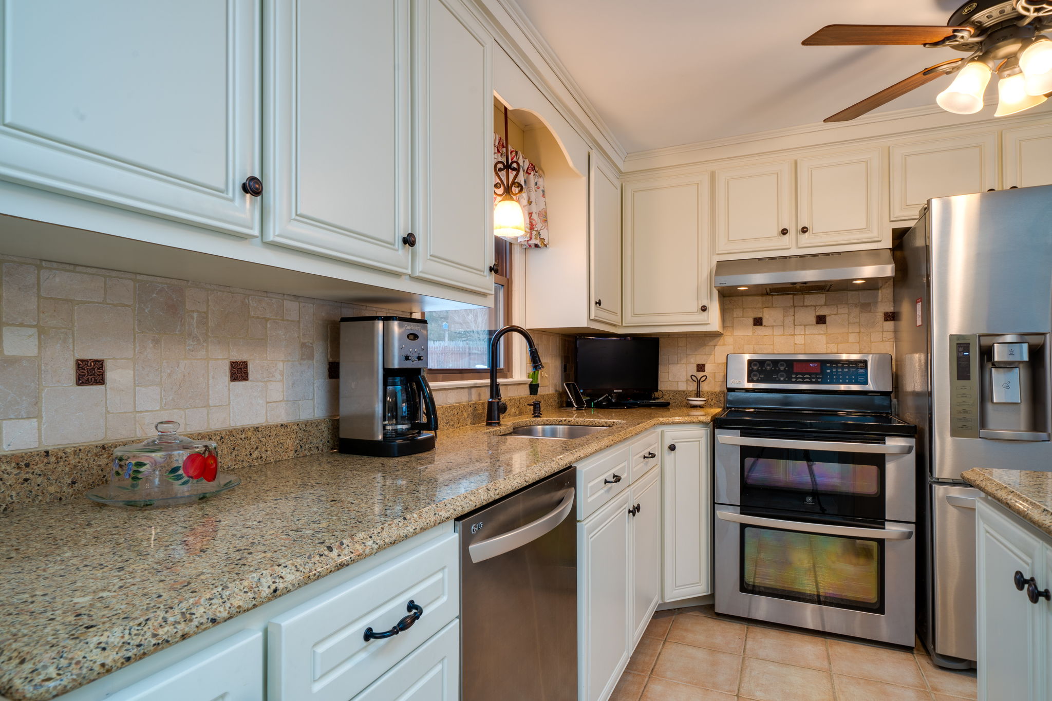 419 Camp St, Bristol, CT 06010, US Photo 15