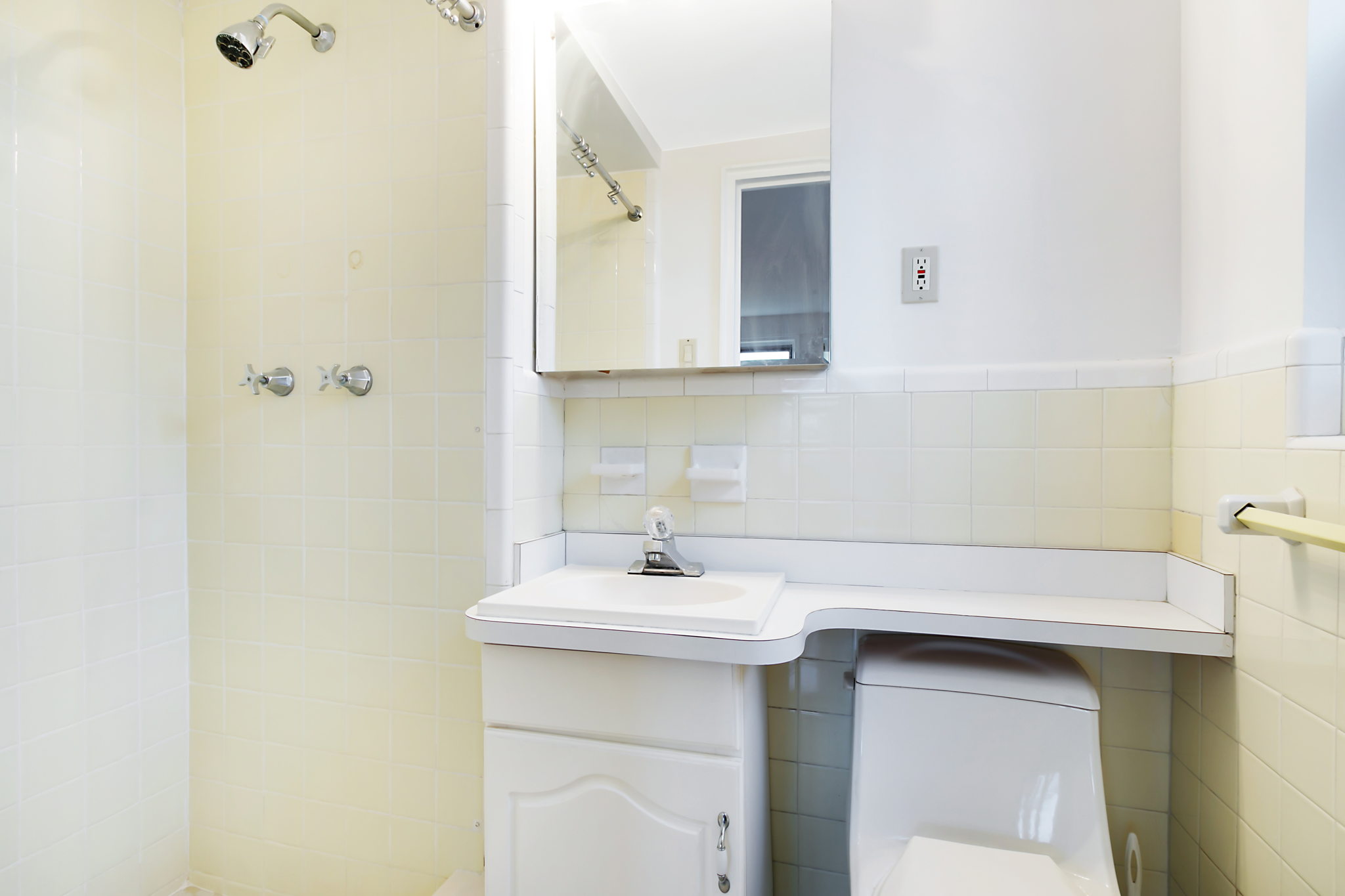 4525 Henry Hudson Pkwy, Bronx, NY 10471, USA Photo 18