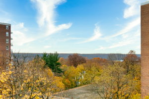 4525 Henry Hudson Pkwy, Bronx, NY 10471, USA Photo 0