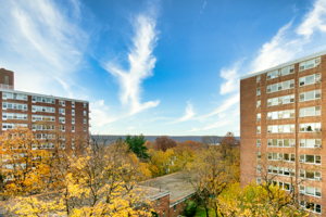 4525 Henry Hudson Pkwy, Bronx, NY 10471, USA Photo 1