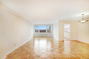 4525 Henry Hudson Pkwy, Bronx, NY 10471, USA Photo 3