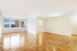 4525 Henry Hudson Pkwy, Bronx, NY 10471, USA Photo 4