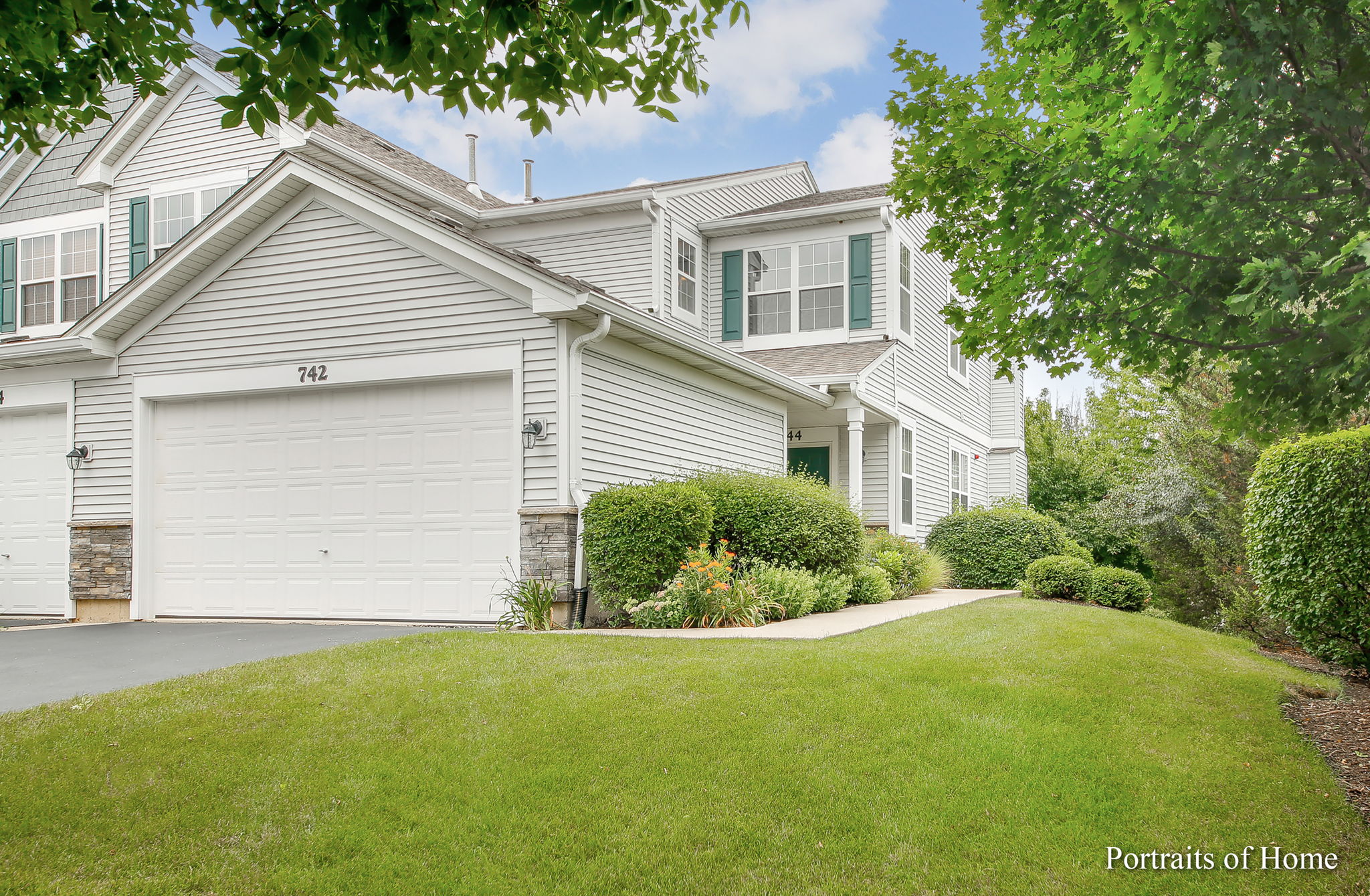 742 Genesee Dr, Naperville, IL 60563, USA Photo 1