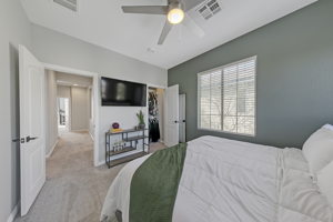 9137 Little Horse Ave, Las Vegas, NV 89143, USA Photo 14