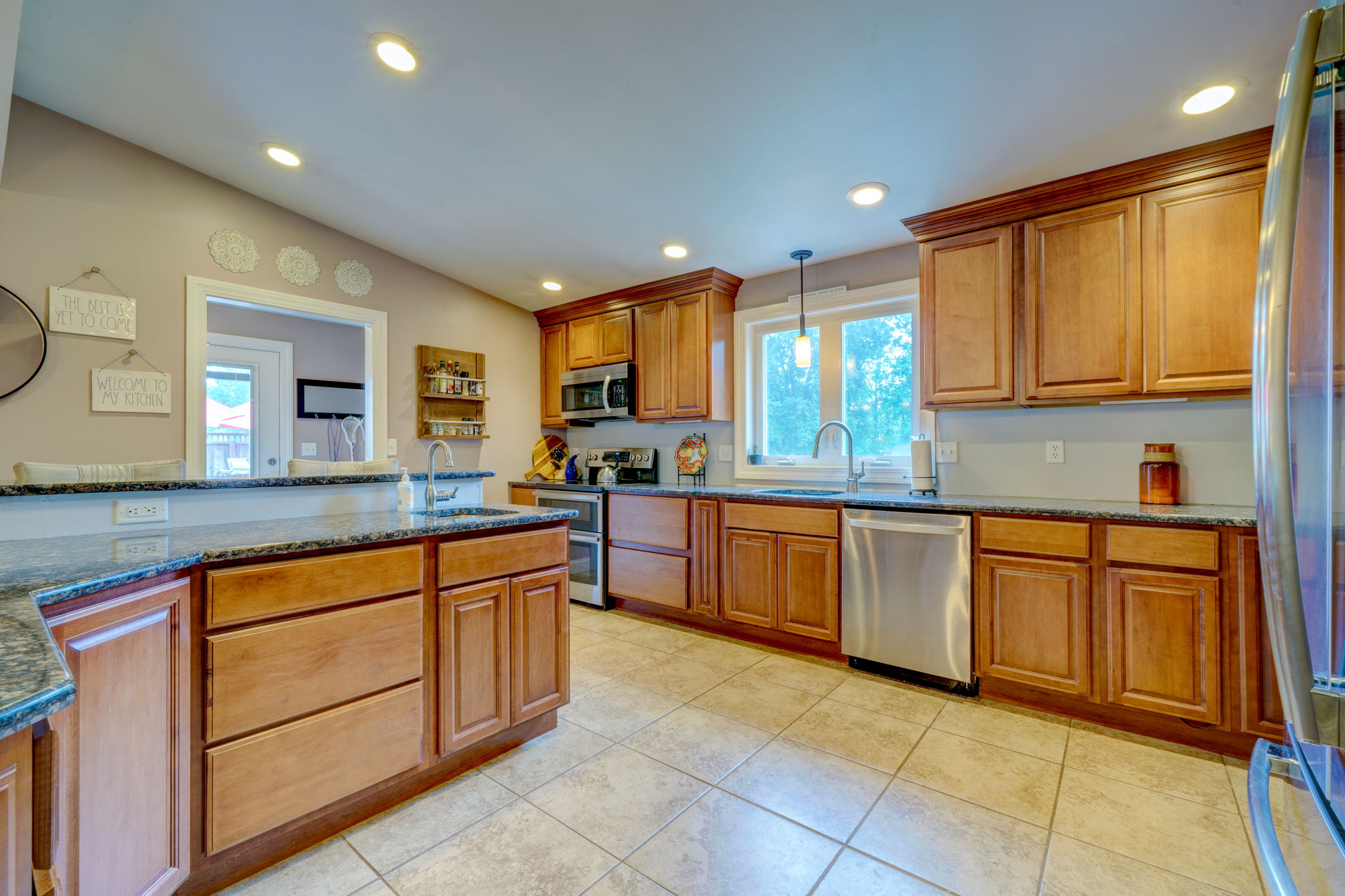 199 Fitch St, North Haven, CT 06473, USA Photo 30