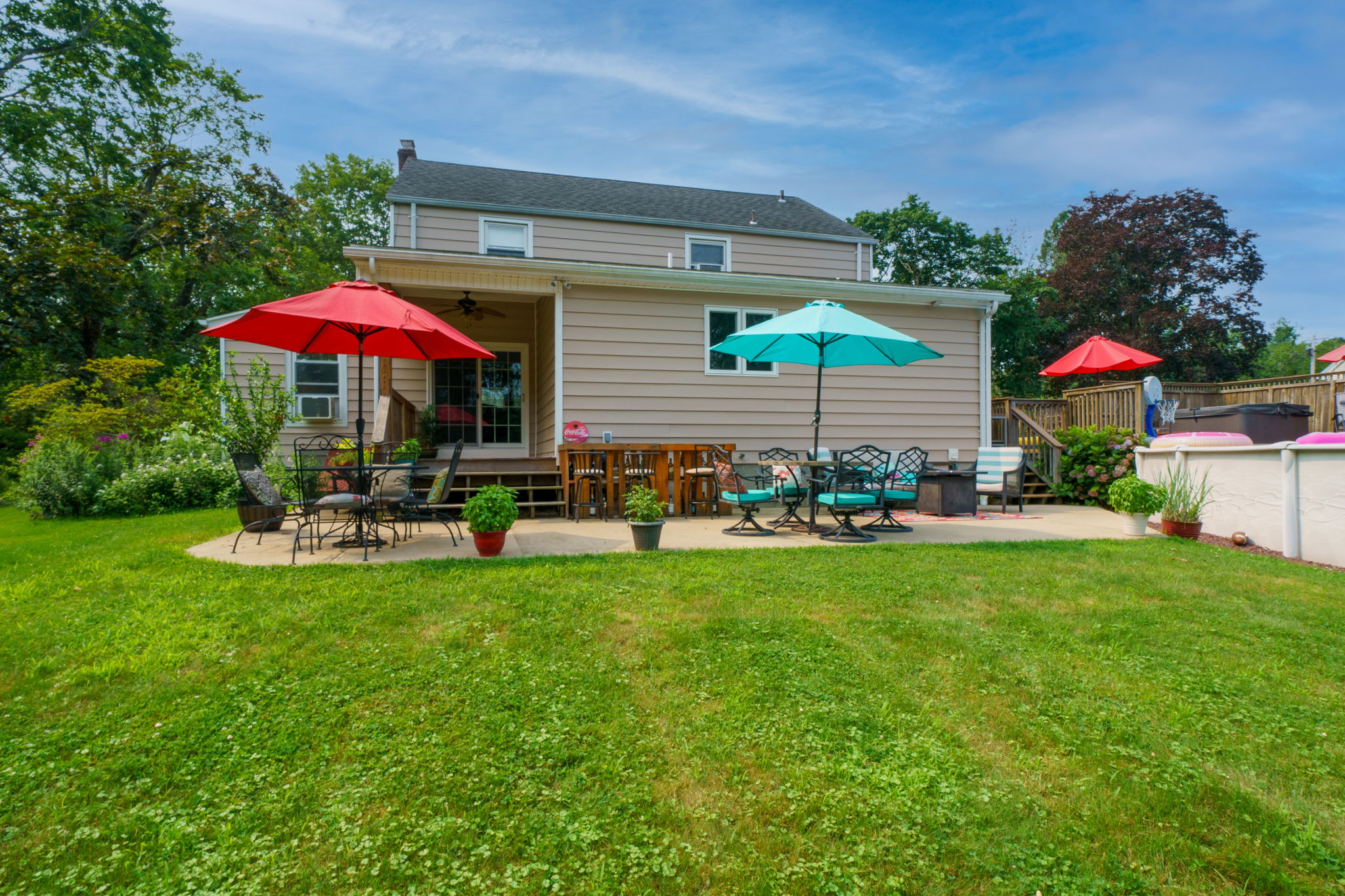 199 Fitch St, North Haven, CT 06473, USA Photo 78