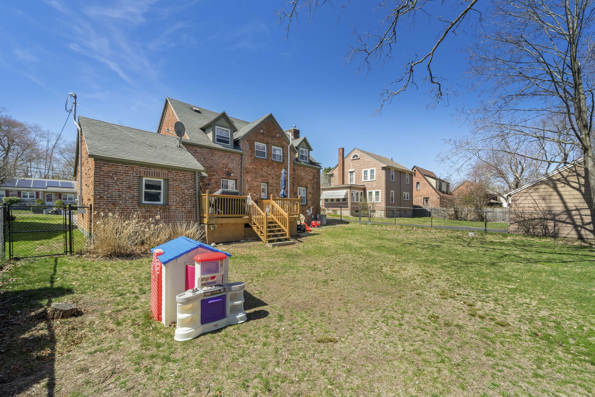 102 West St, Brockton, MA 02301, US Photo 25