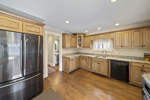 102 West St, Brockton, MA 02301, US Photo 5