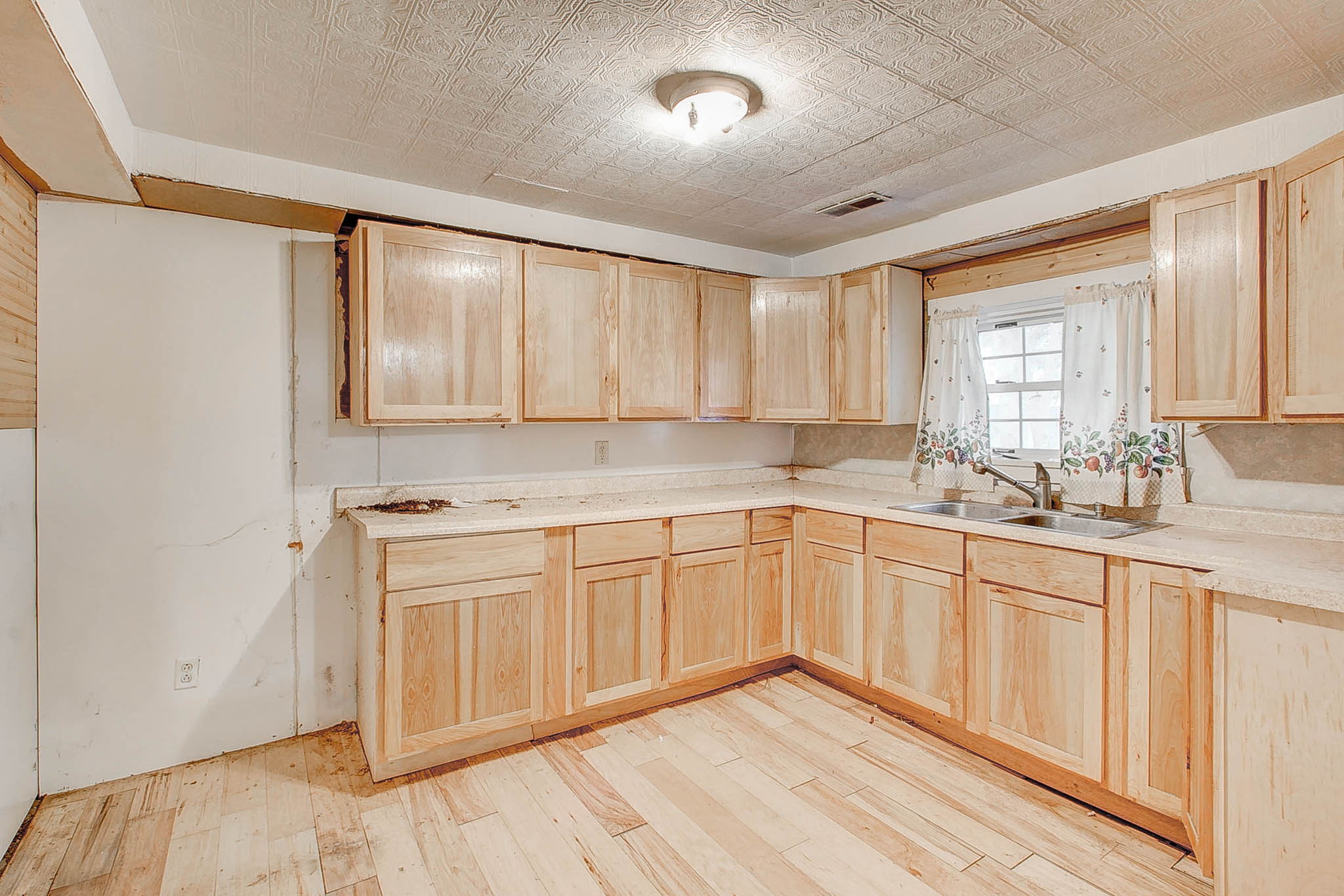 4021 W Michigan St, Indianapolis, IN 46222, USA Photo 15