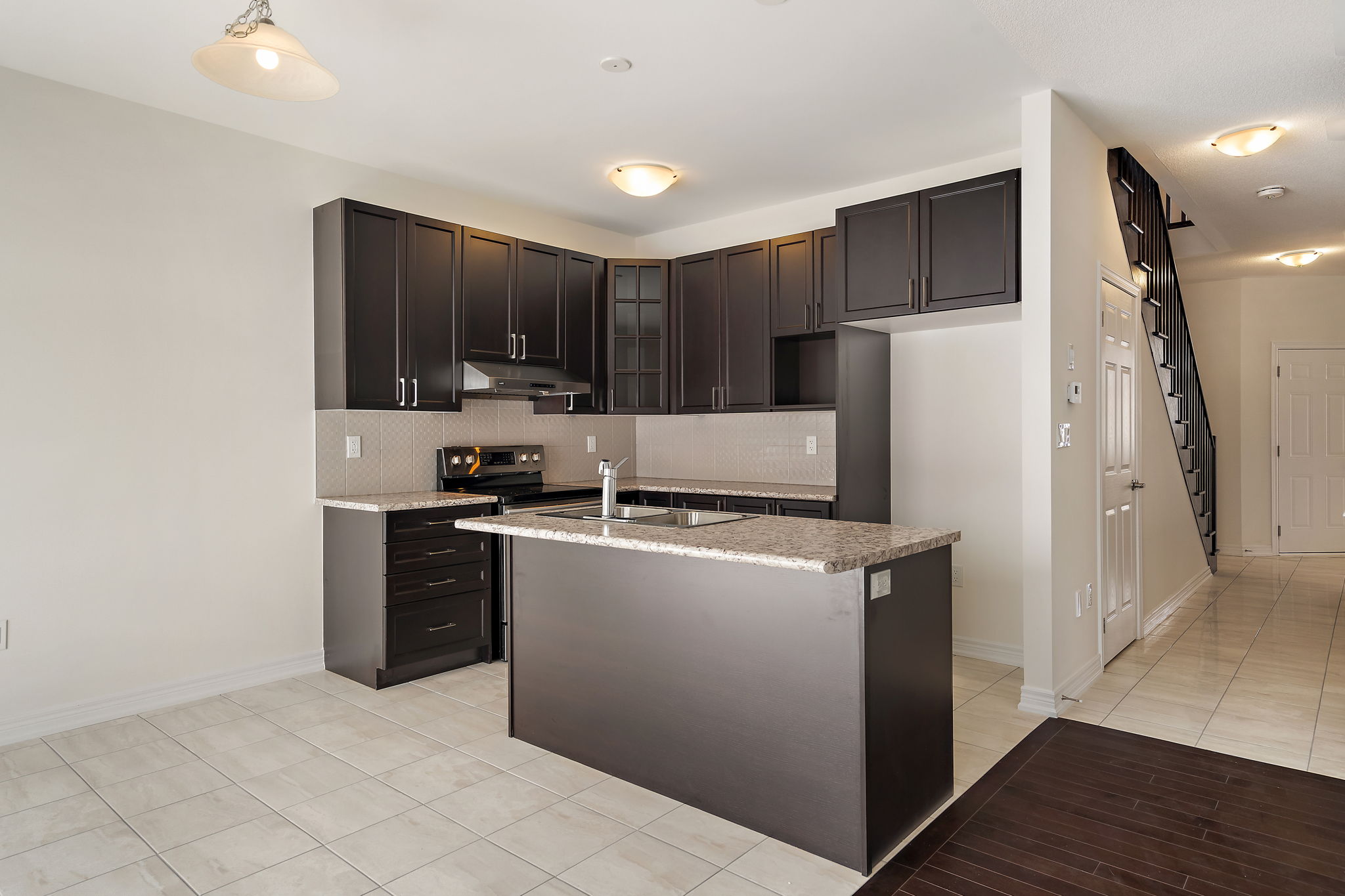 721 Gilmour Cres, Shelburne, ON L9V 3X3, CA Photo 9