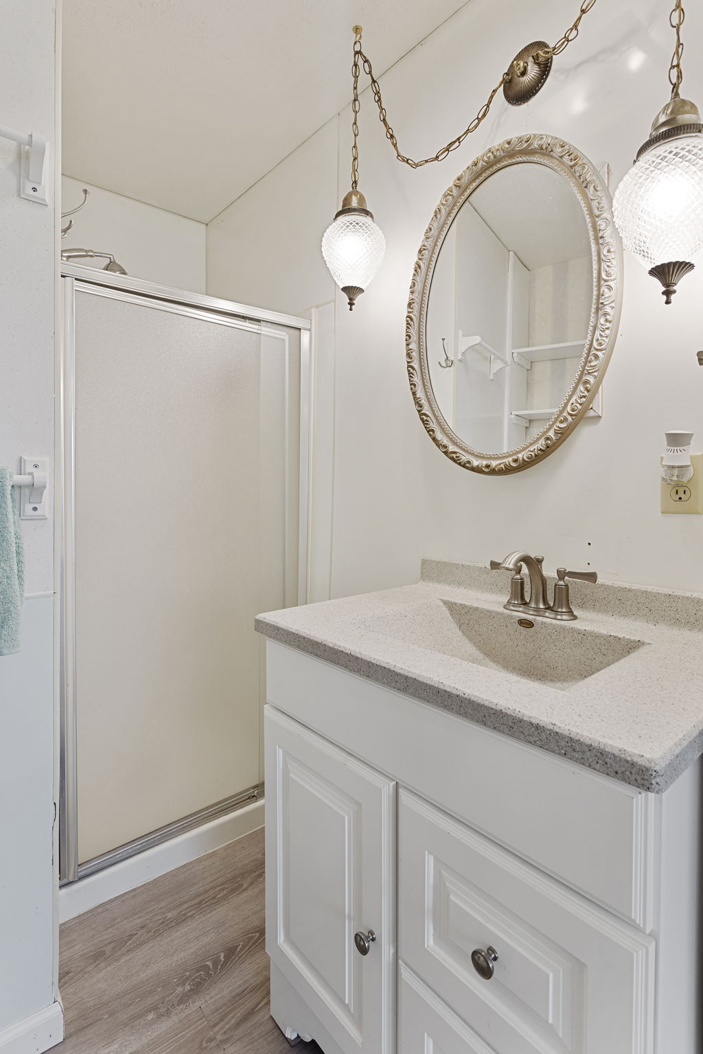 12758 Spring Town Rd, Mineral Point, MO 63660, US Photo 16