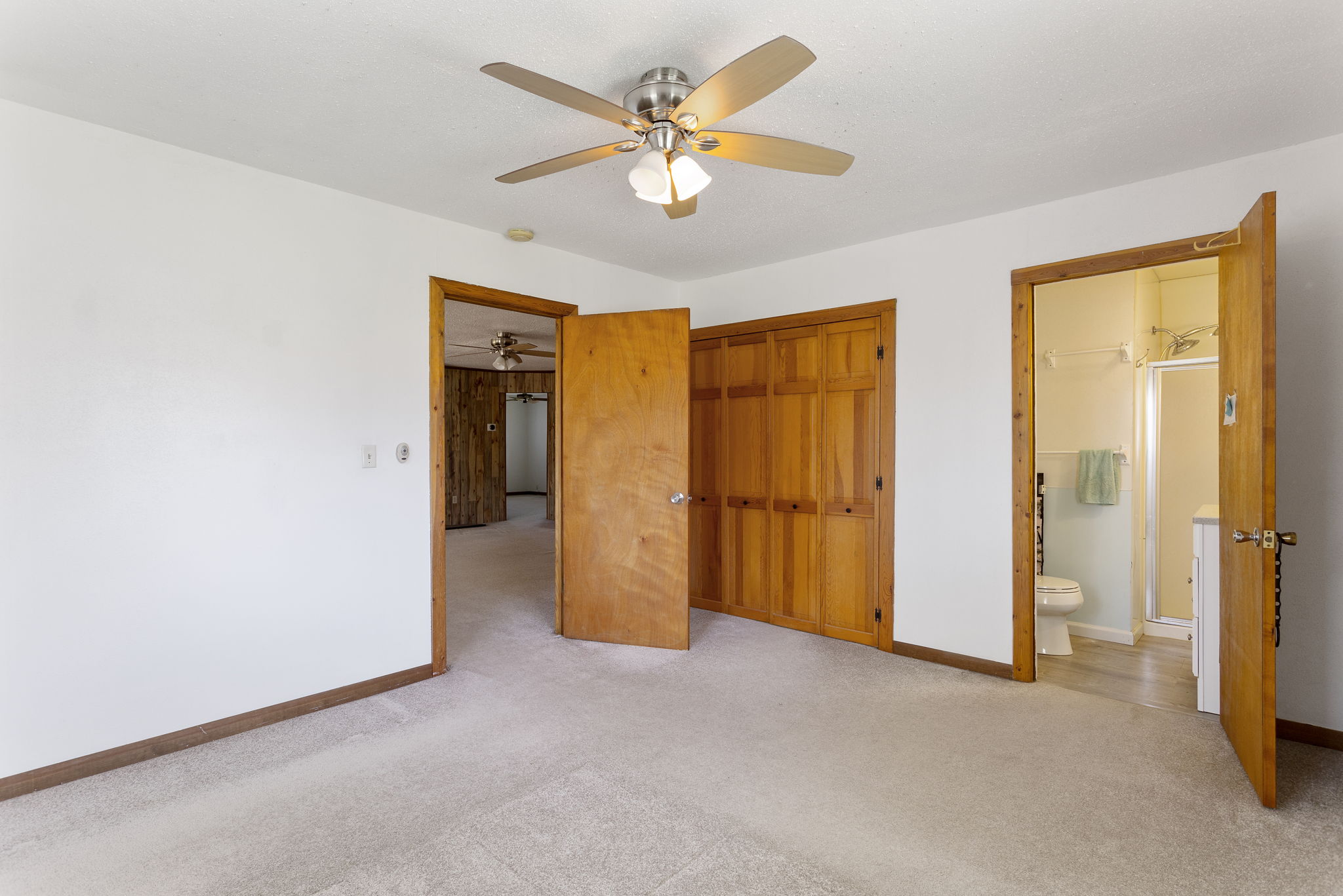 12758 Spring Town Rd, Mineral Point, MO 63660, US Photo 15