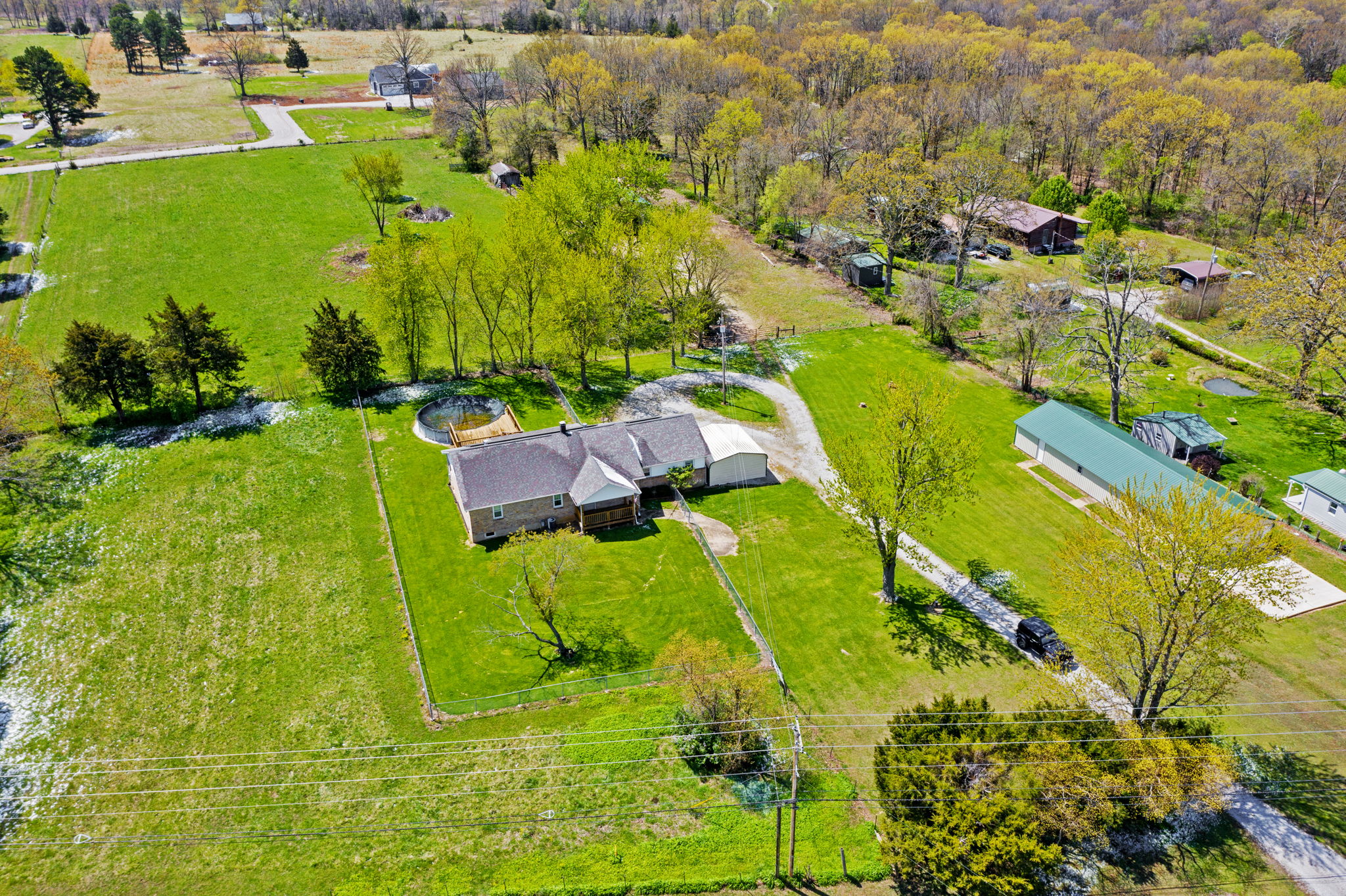 12758 Spring Town Rd, Mineral Point, MO 63660, US Photo 28