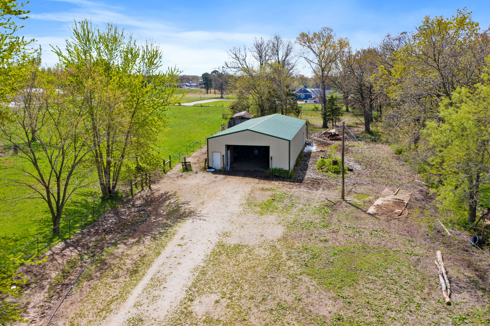12758 Spring Town Rd, Mineral Point, MO 63660 Studio 724 Photography
