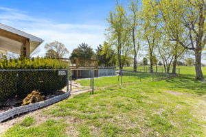 12758 Spring Town Rd, Mineral Point, MO 63660, US Photo 21