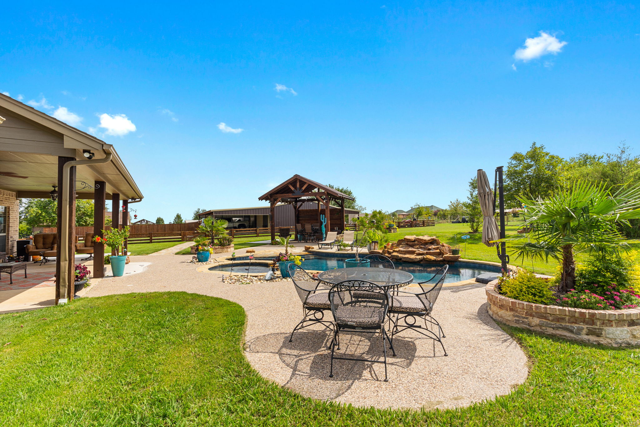 690 Pioneer Rd, Rhome, TX 76078 Sharp Frame Media