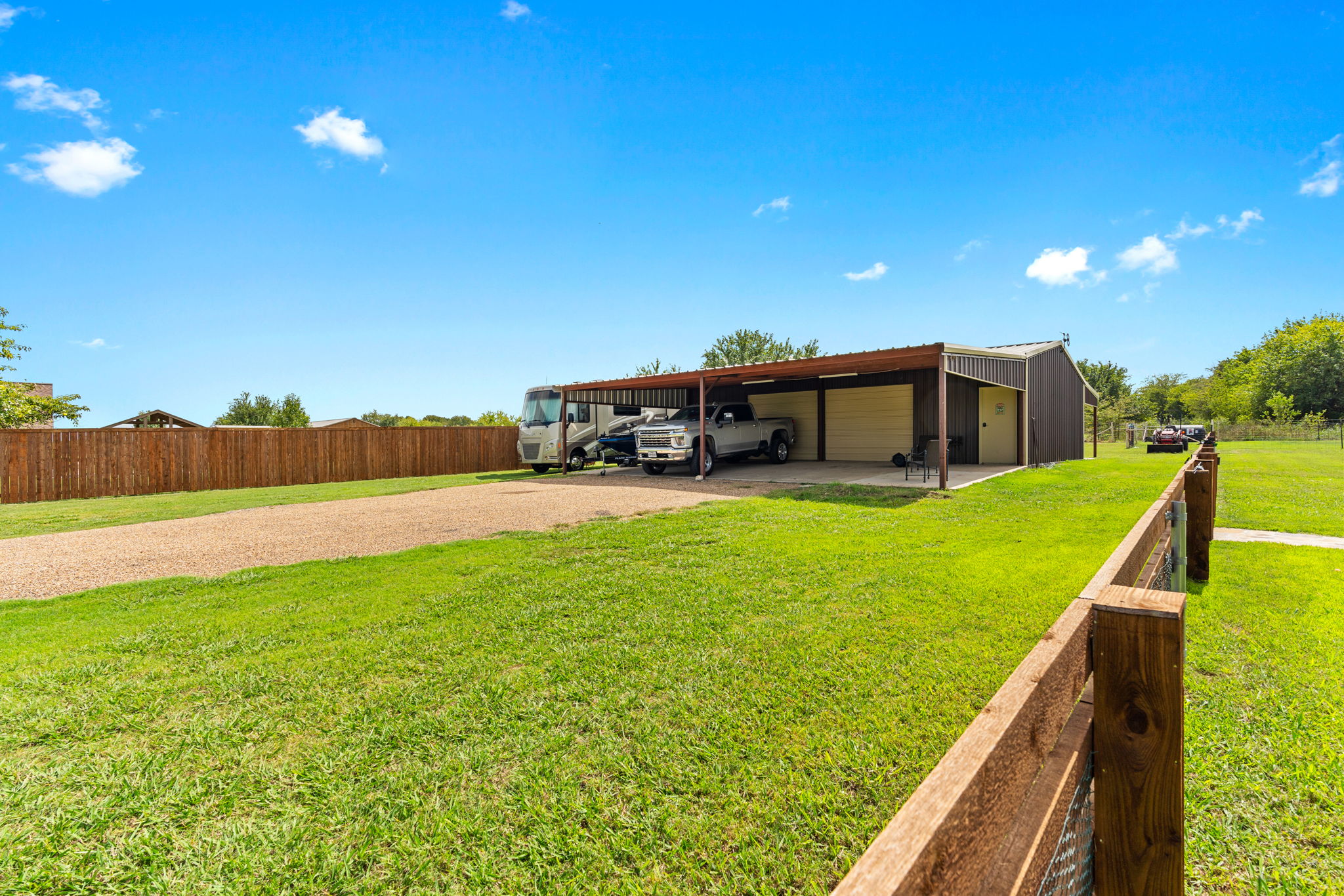 690 Pioneer Rd, Rhome, TX 76078 Sharp Frame Media