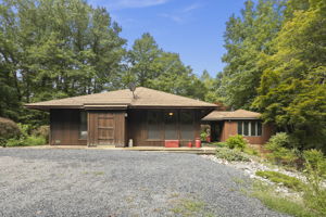 14400 Molly Berry Rd, Brandywine, MD 20613, USA Photo 4