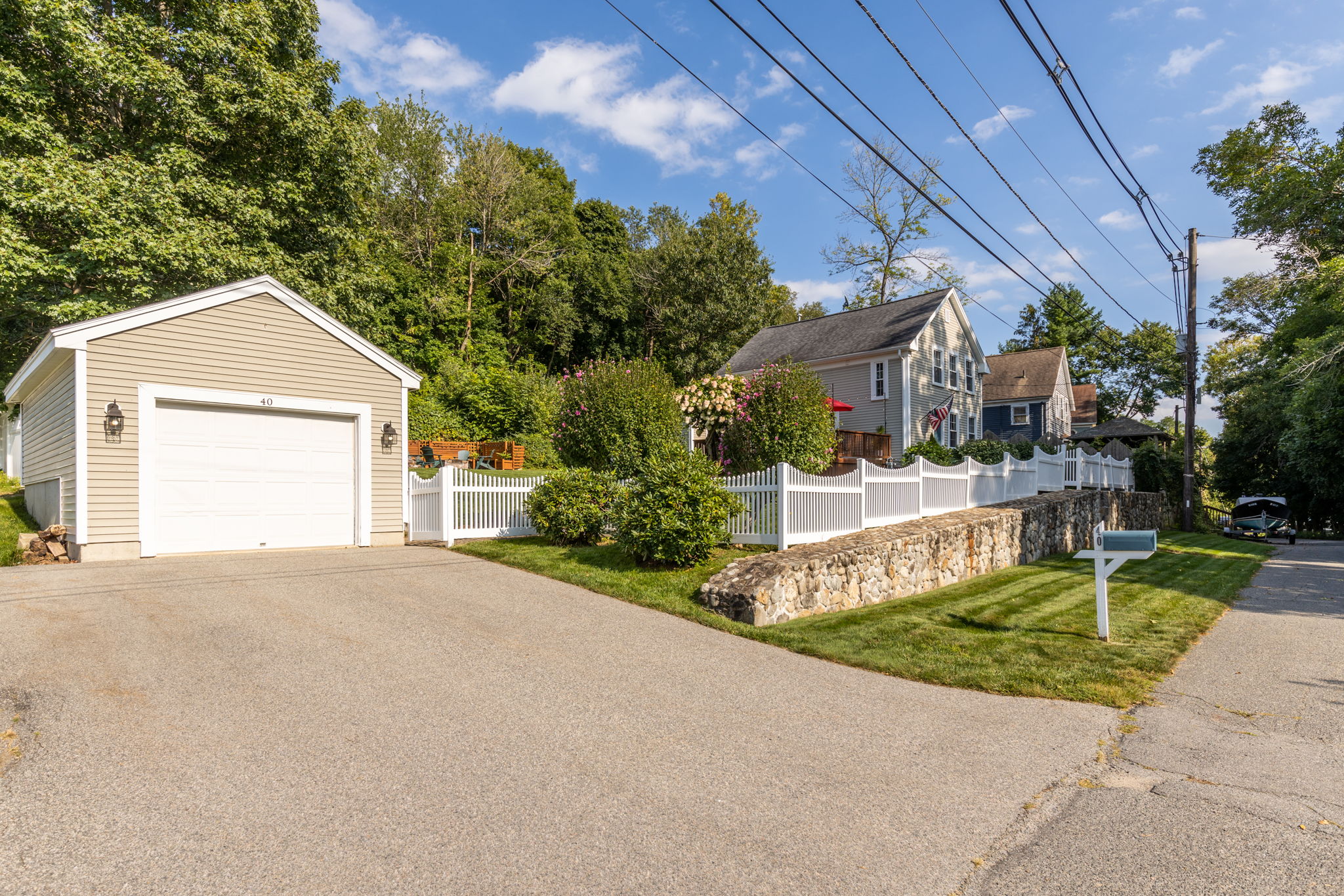 40 River St, Amesbury, MA 01913, USA Photo 2