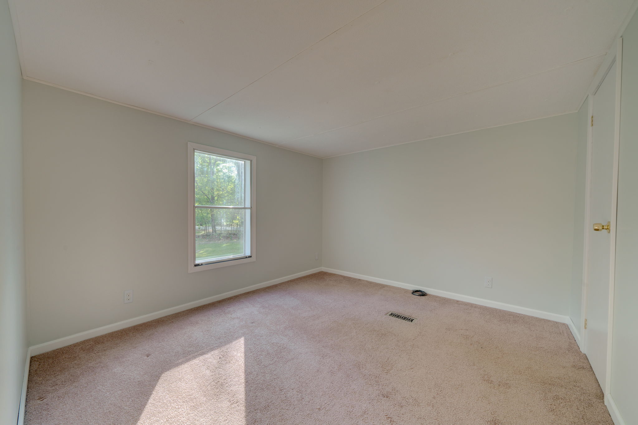 441 Brooklyn Rd, Canterbury, CT 06331, US Photo 11