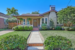 Welcome to 4652 Ramona Boulevard