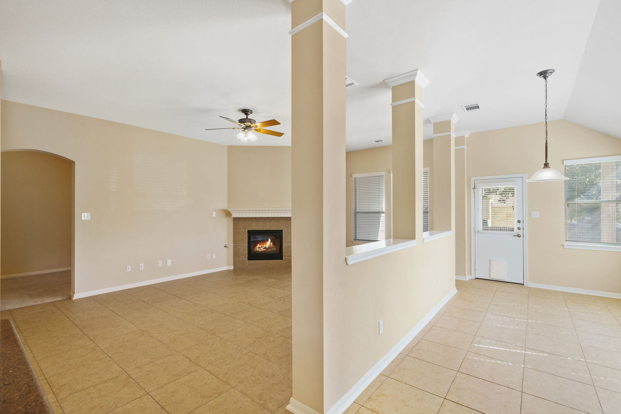 Family Room/Casual Dining Room