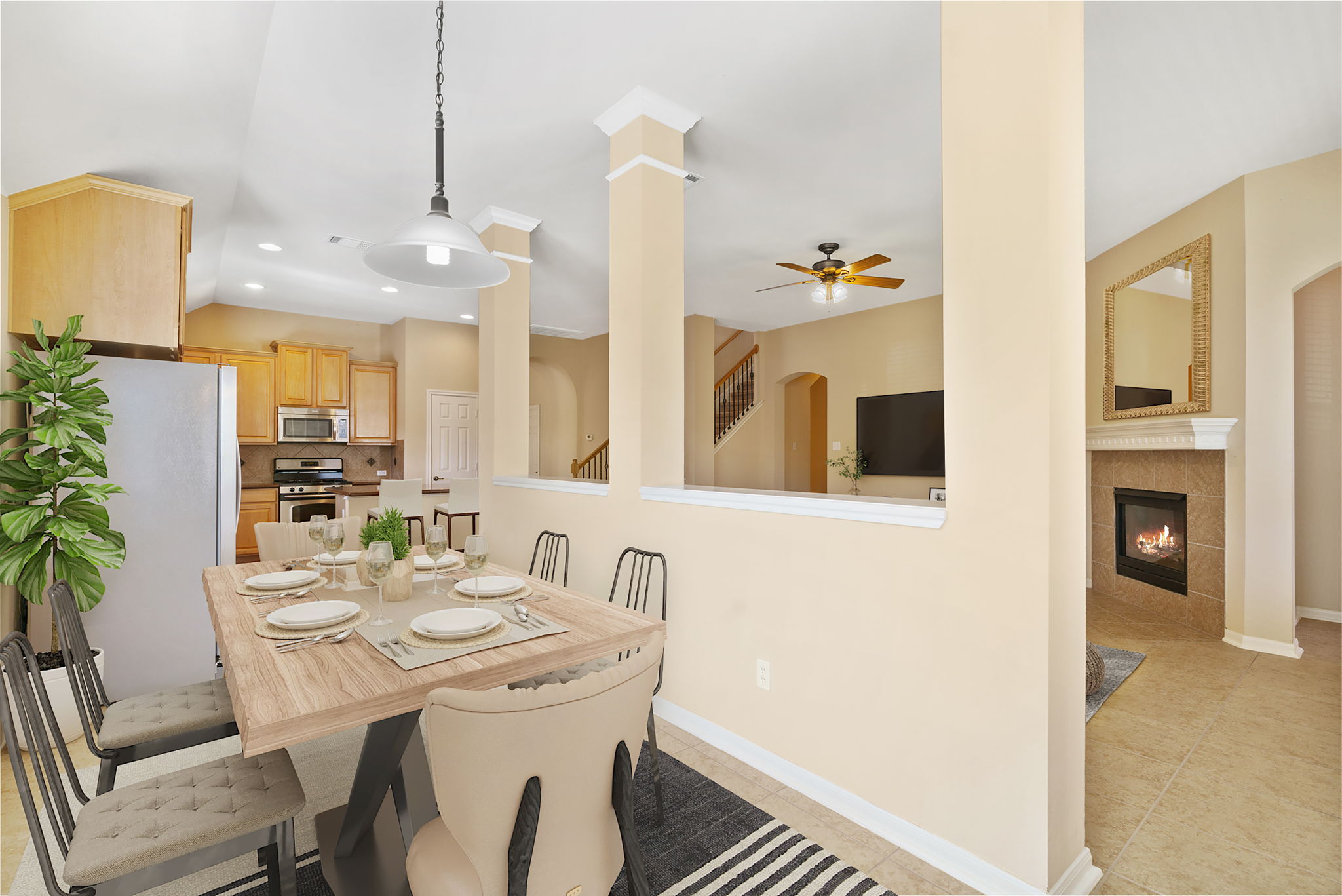 Casual Dining/Kitchen/Family Room