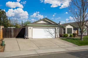 6726 Sun Acer Way, Rio Linda, CA 95673, US Photo 1