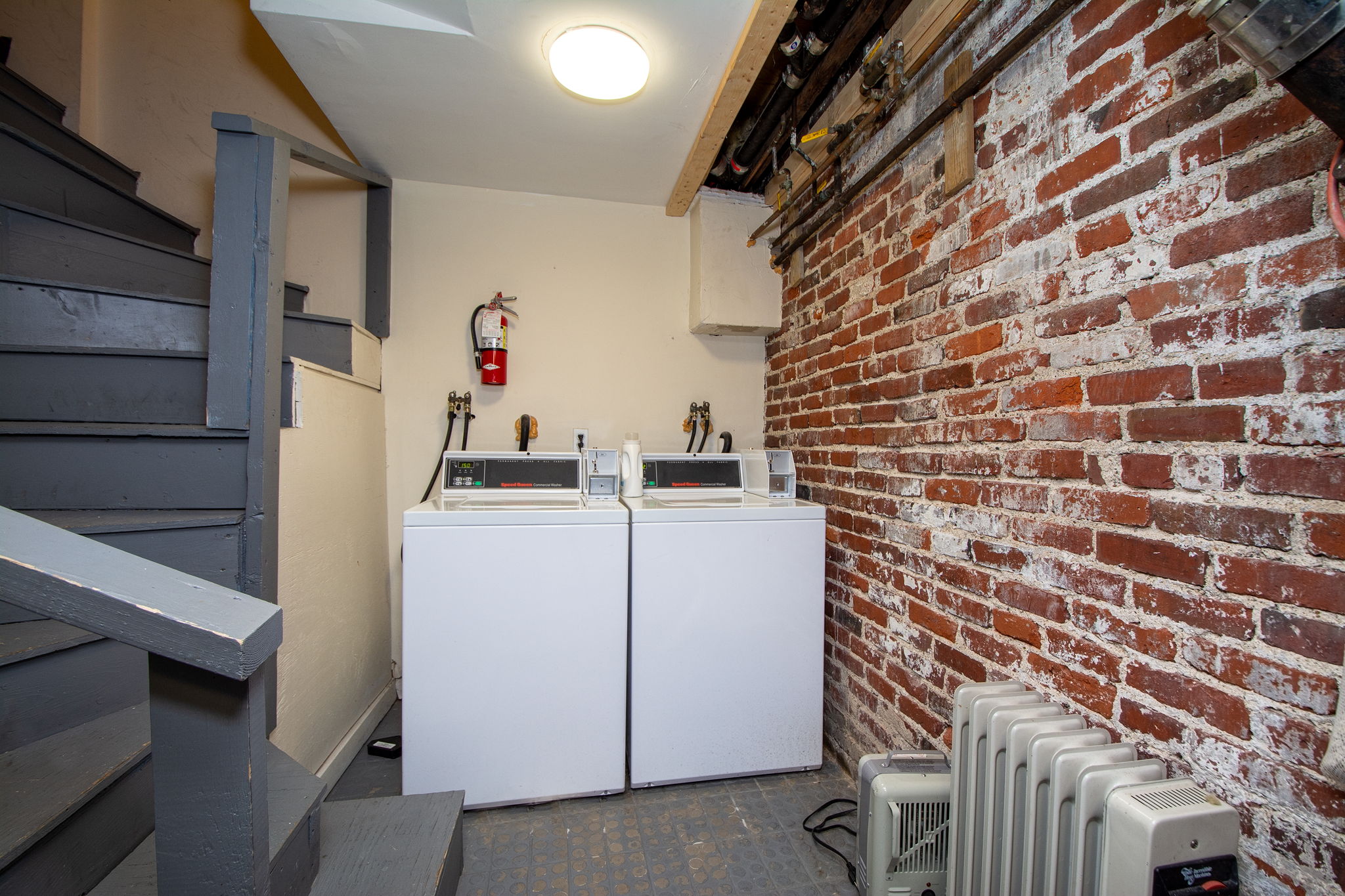 55 Phillips St, Boston, MA 02114, US Photo 21