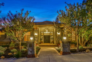 Welcome to 3075 Stonegate Drive