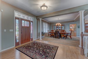Foyer/Dining Room