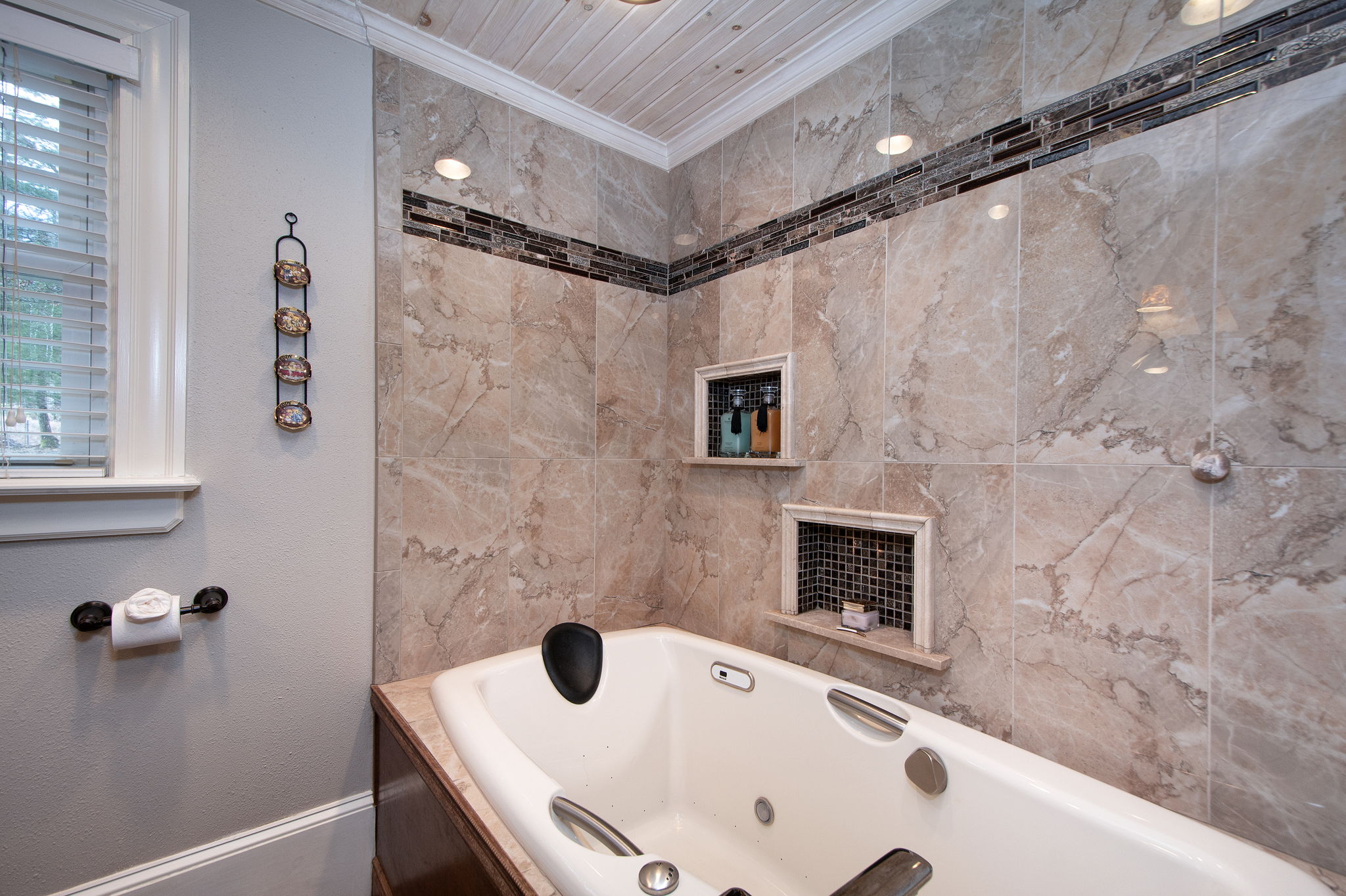 36 Nottingham Dr, Kingston, MA 02364, US Photo 40