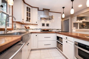 36 Nottingham Dr, Kingston, MA 02364, US Photo 15