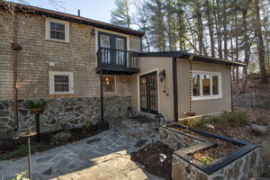 36 Nottingham Dr, Kingston, MA 02364, US Photo 5