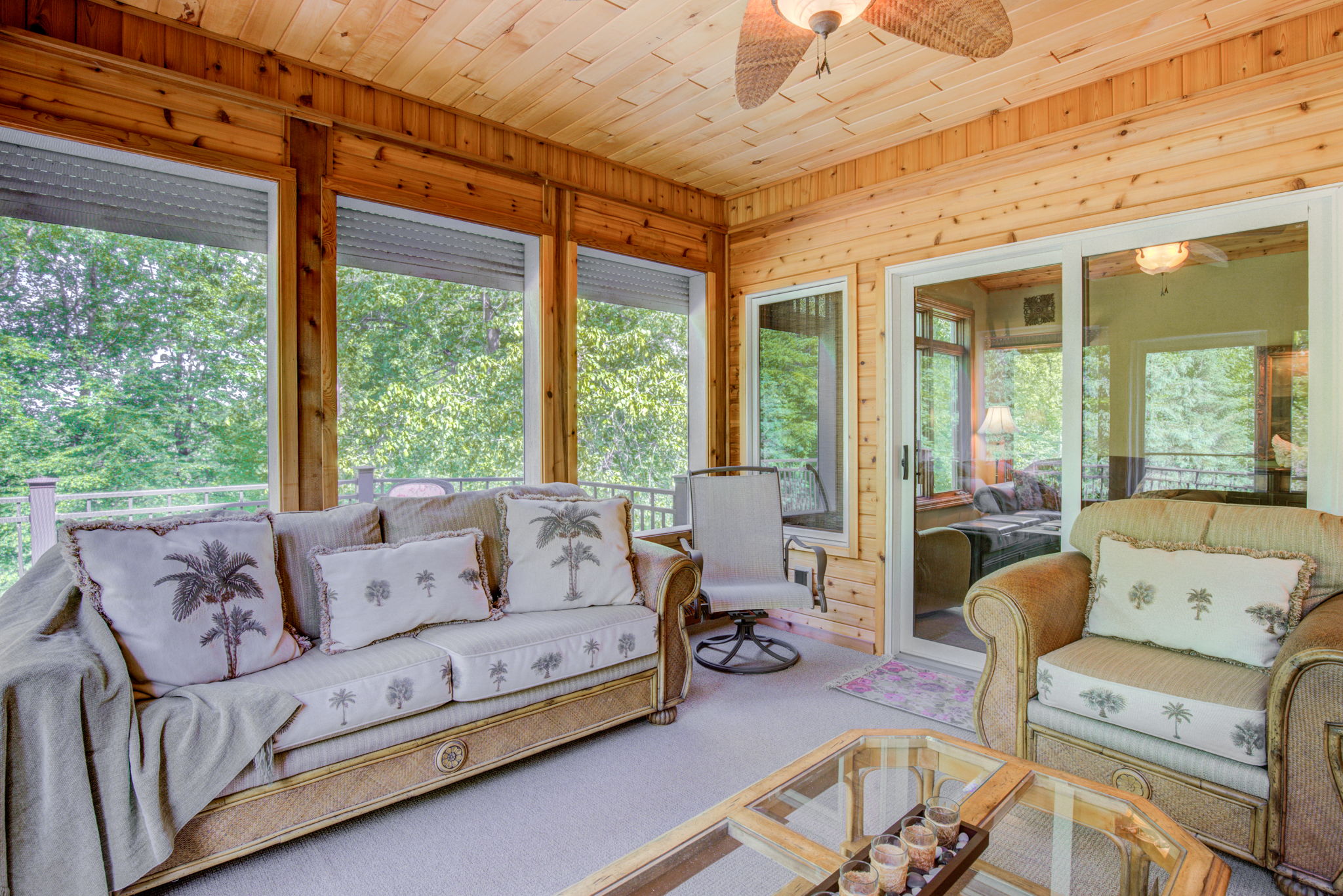 Screened in Porch