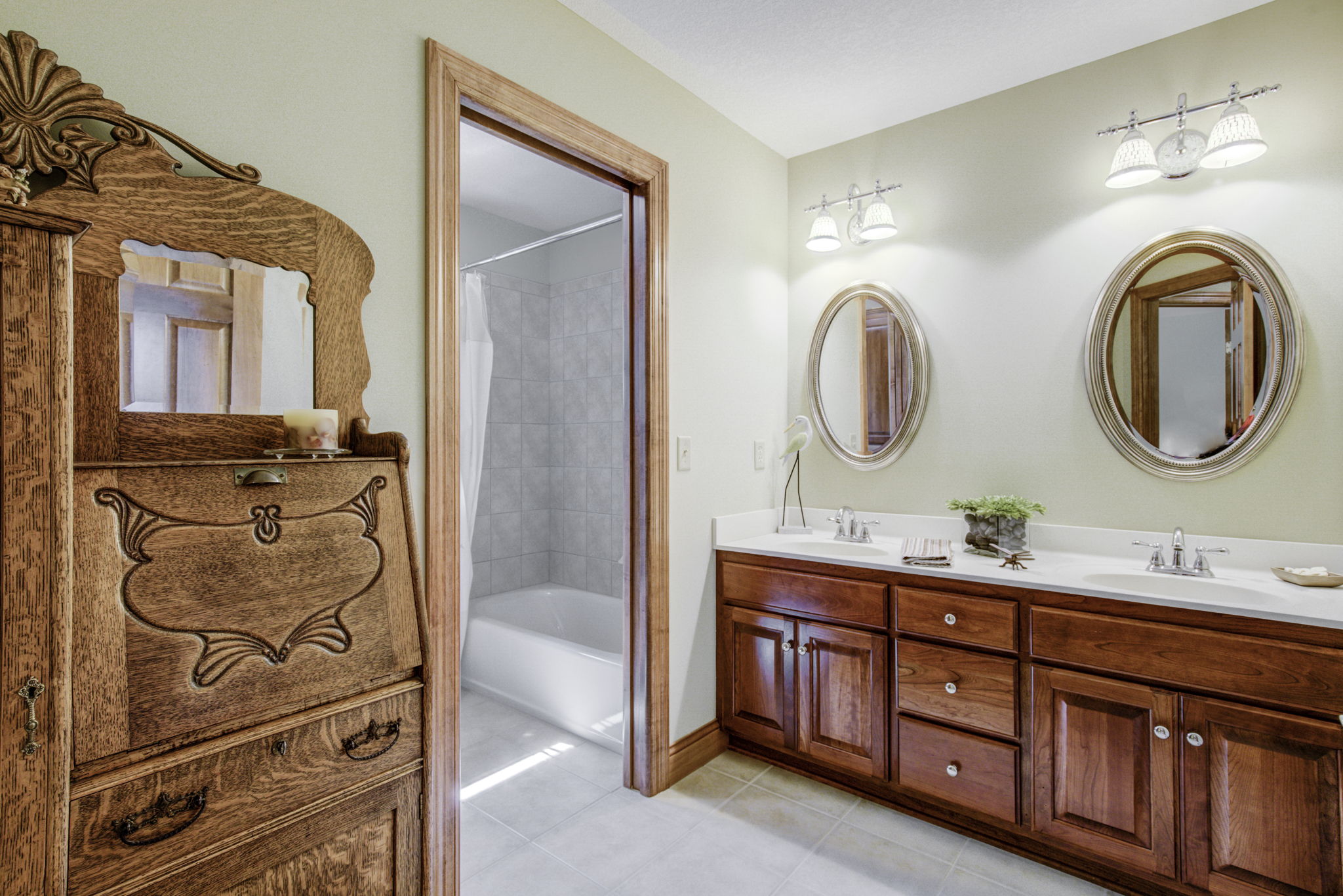 Upstairs Bathroom