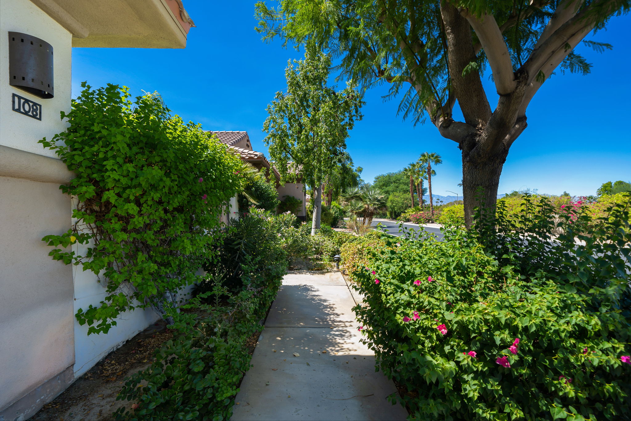 108 Mission Lake Way, Rancho Mirage, CA 92270, USA Photo 10