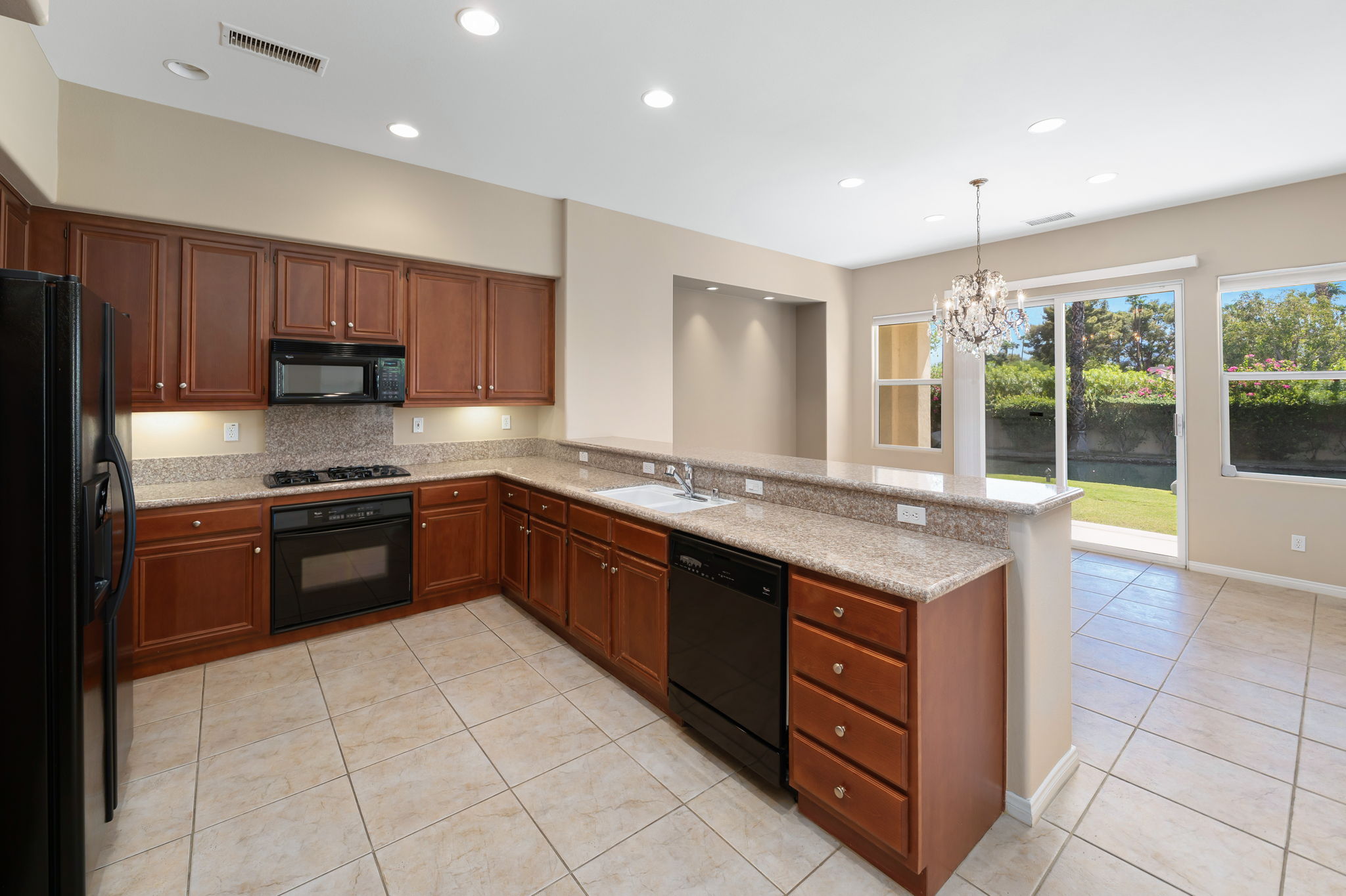 108 Mission Lake Way, Rancho Mirage, CA 92270, USA Photo 32