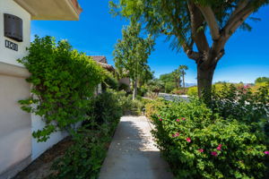 108 Mission Lake Way, Rancho Mirage, CA 92270, USA Photo 9