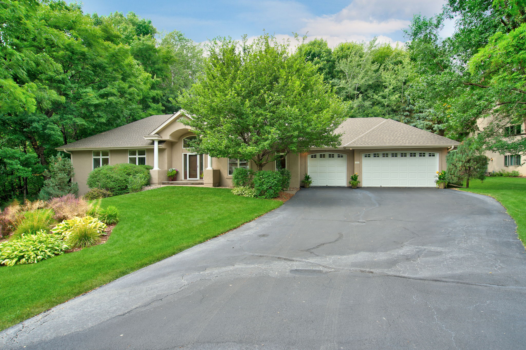 6460 Thornberry Curve, Victoria, MN 55331, US Photo 42