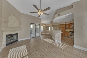 367 Verle Ct, Henderson, NV 89014, USA Photo 12