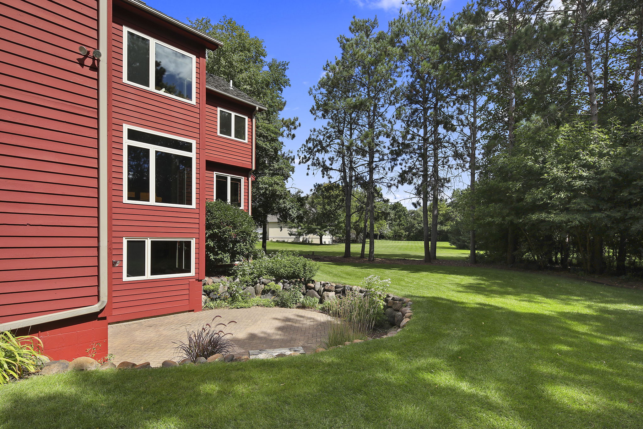 13 Red Pine Rd, North Oaks, MN 55127 Visual Media HD