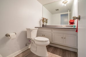 5115 Kester Ave, Sherman Oaks, CA 91403, USA Photo 10