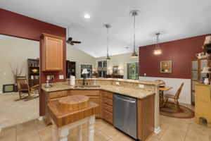152 Summerlight Dr, Murrells Inlet, SC 29576, USA Photo 9