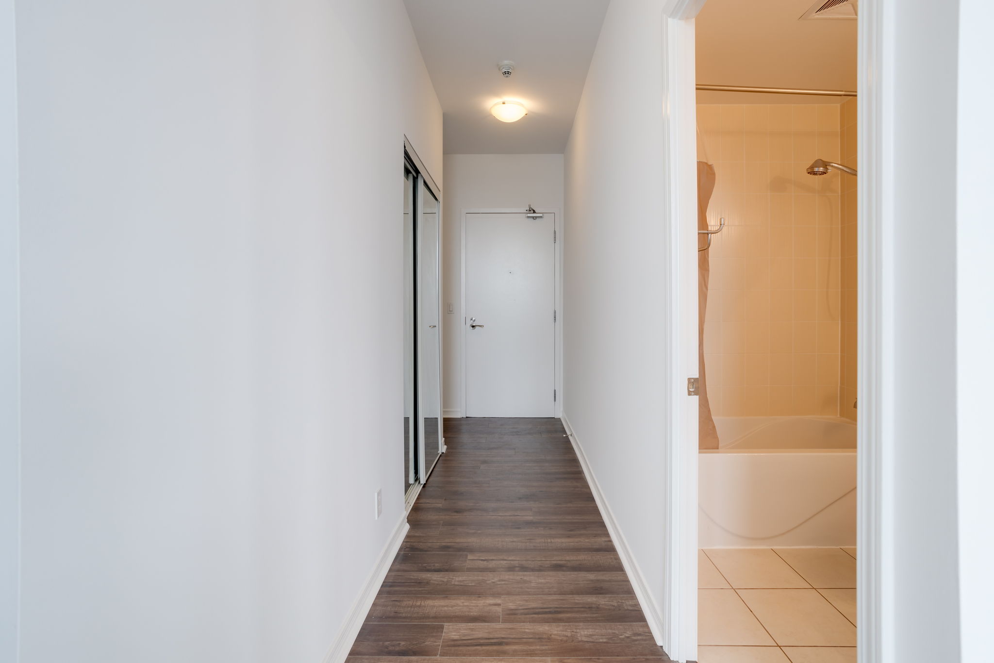 15 Legion Rd - Unit LPH3, Toronto, ON M8V 0A9, CA Photo 26