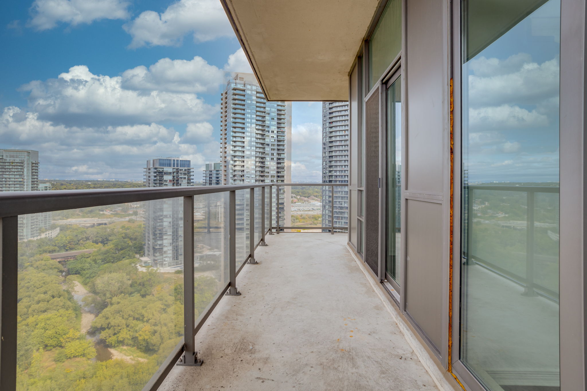 15 Legion Rd - Unit LPH3, Toronto, ON M8V 0A9, CA Photo 36